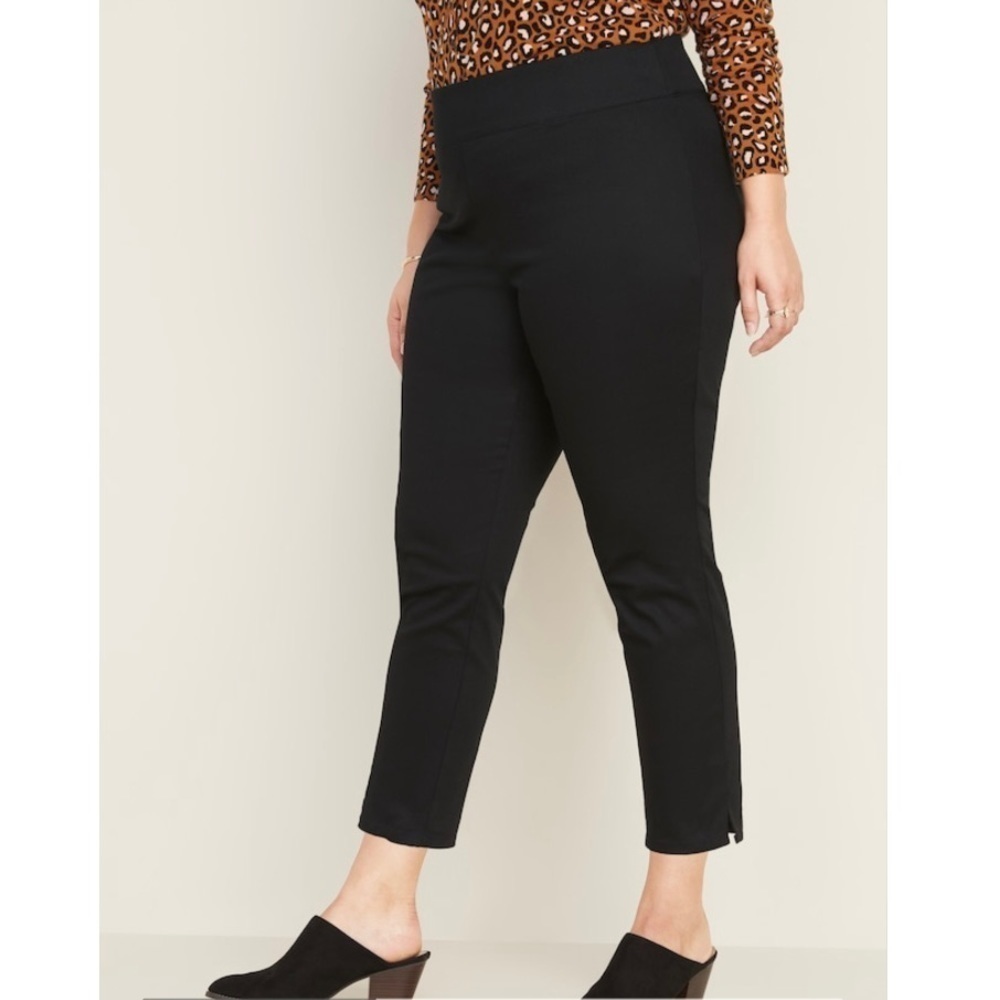 𝅺Old Navy Plus Size High Waisted Pull On Pants Women’s Plus Size 26 Classic